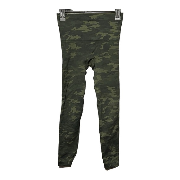Spanx Look At Me Now Seamless Leggings Green Camouflage Shaping Twill Knit Small - Picture 6 of 9